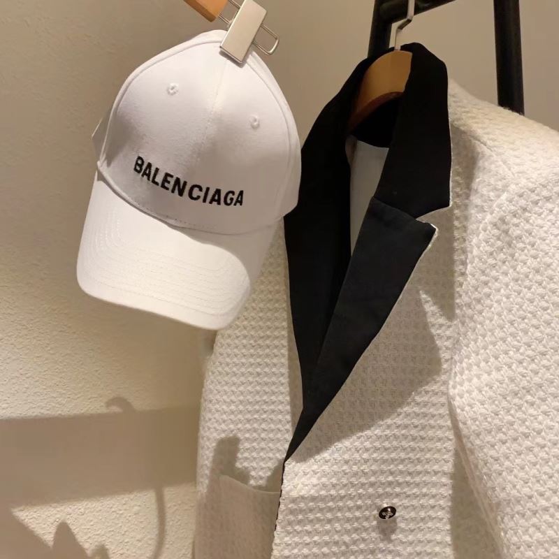 BALENCIAGA